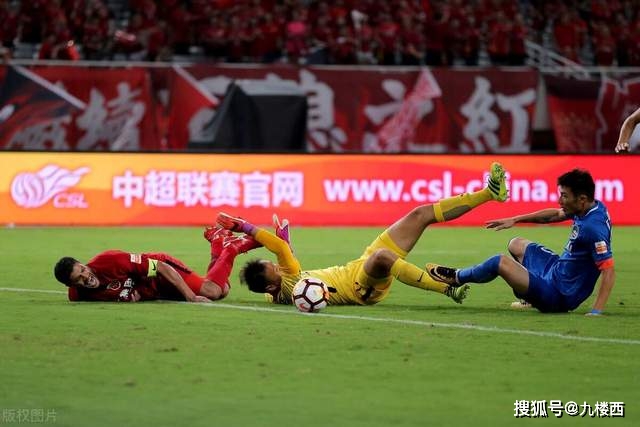 马卡报：皇马续约卡瓦哈尔 合同延续到2026年夏天